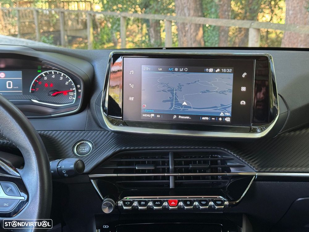 Peugeot 208 1.2 PureTech Allure - 13