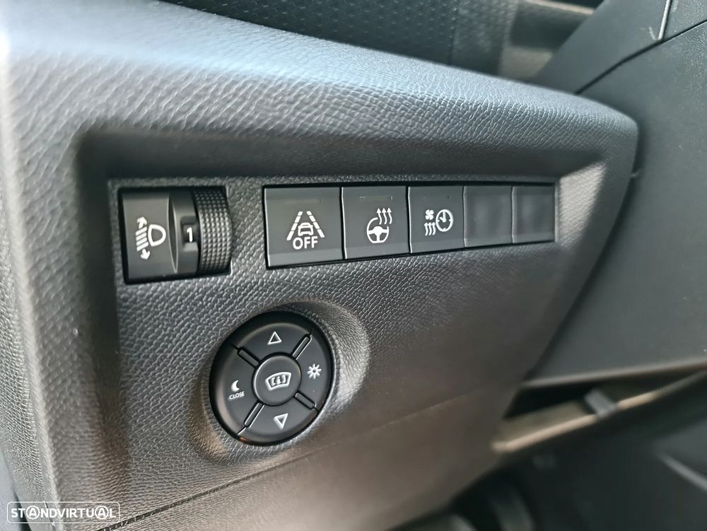 Citroën e-C4 C-Series - 12