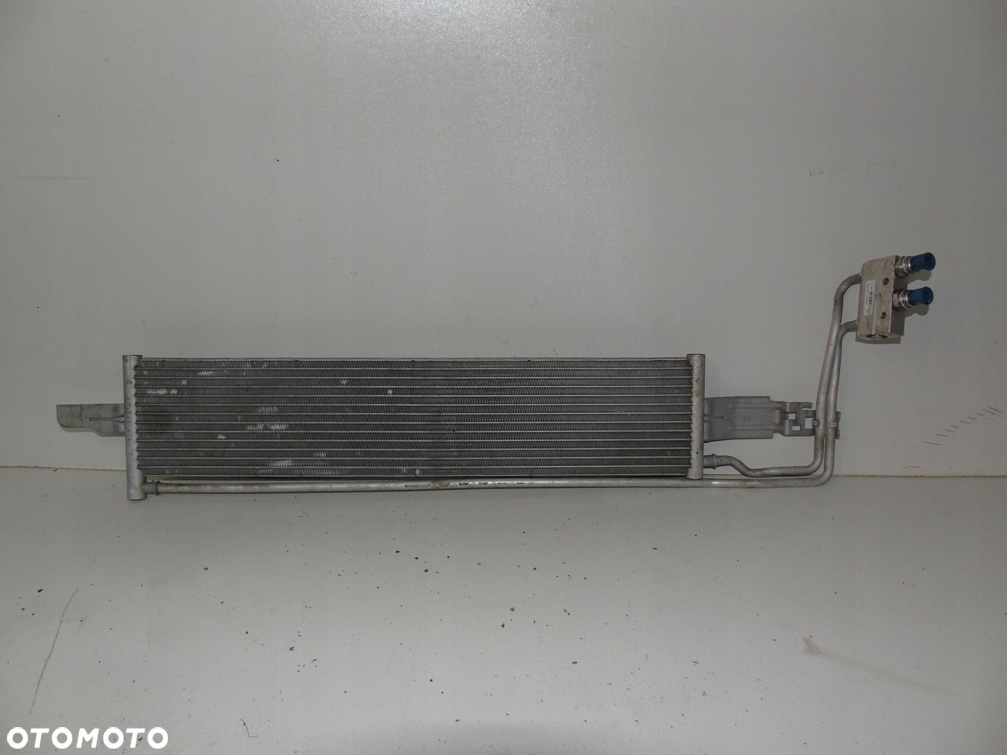Opel Astra K V chłodnica oleju 39146903 - 1