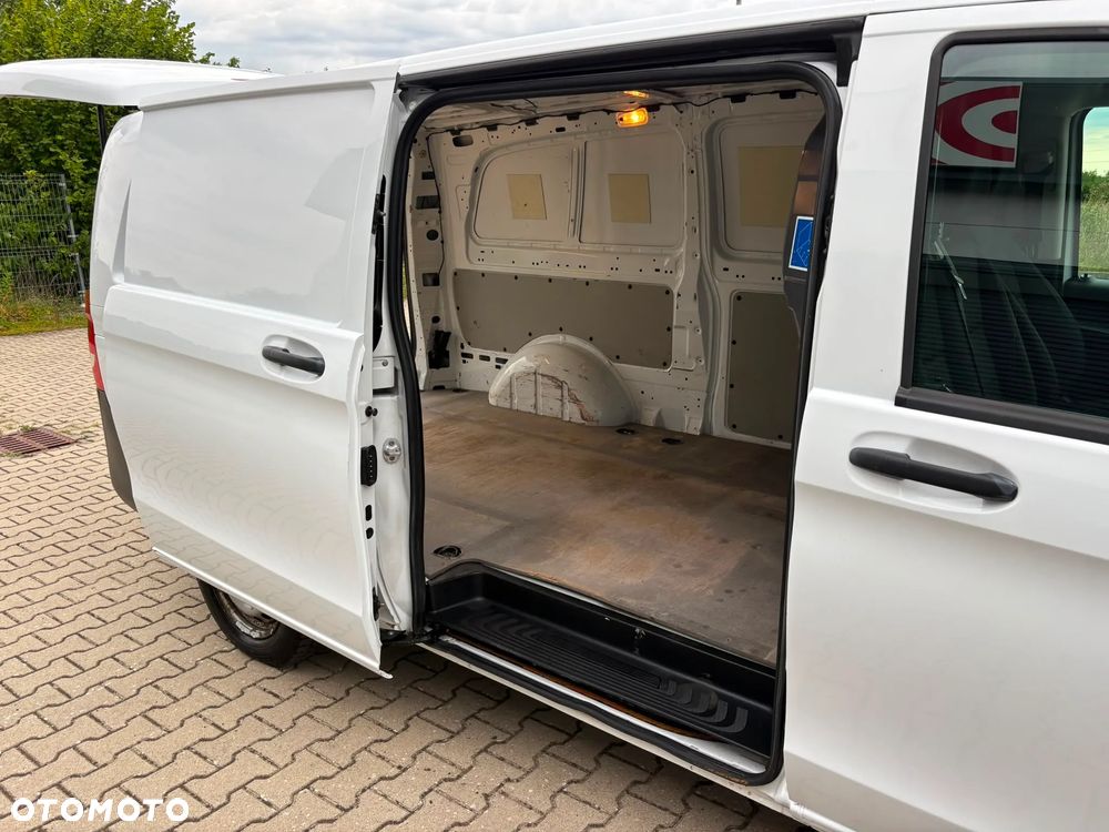Mercedes-Benz Vito Kompakt CREW - 11