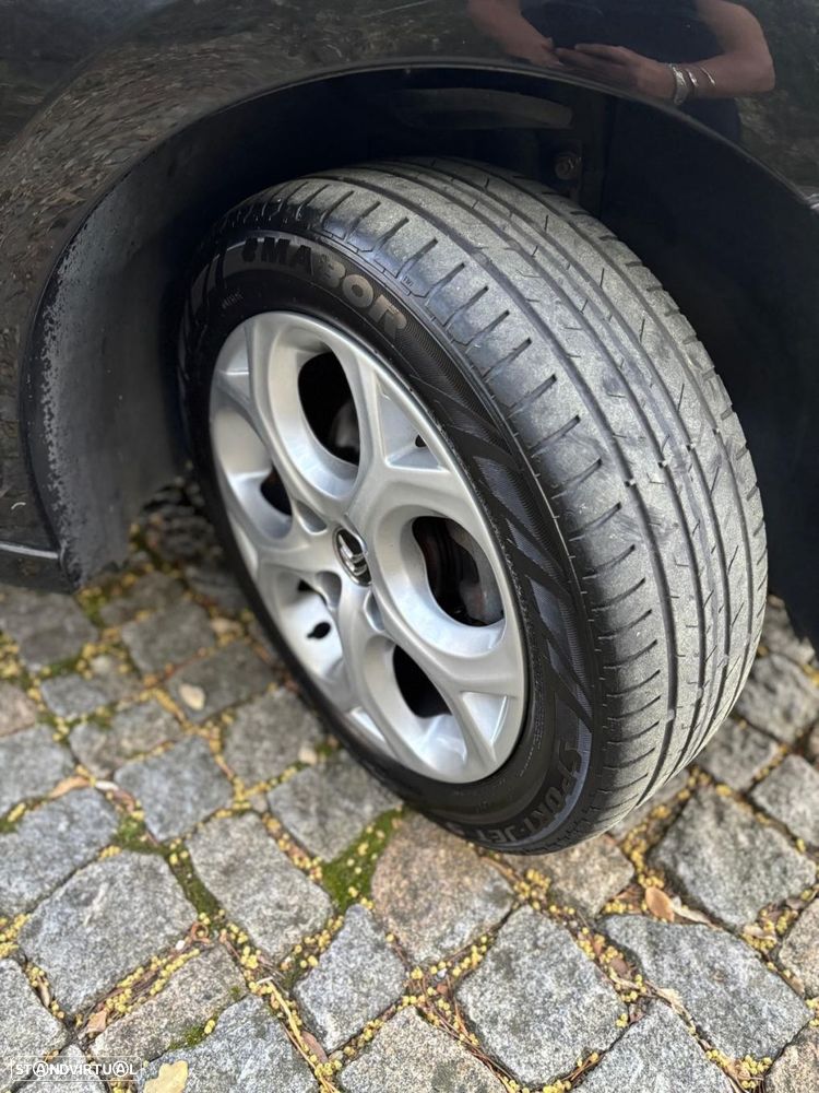 Citroën C3 1.2 PureTech Attraction - 10