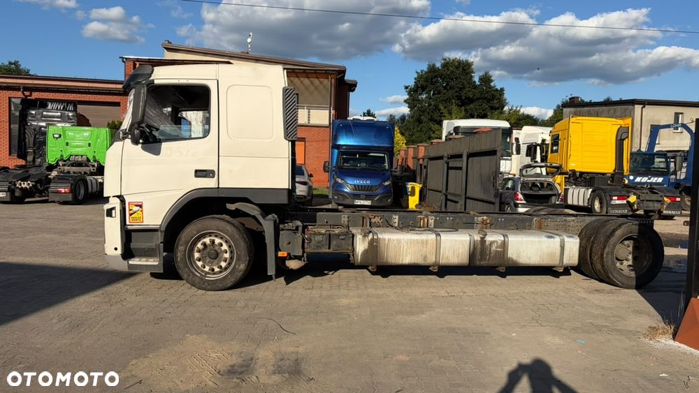 Volvo 400 - 2