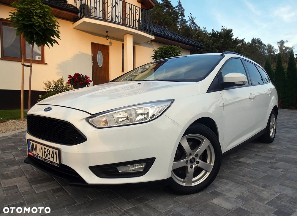 Ford Focus 1.5 TDCi Titanium ECOnetic ASS - 9