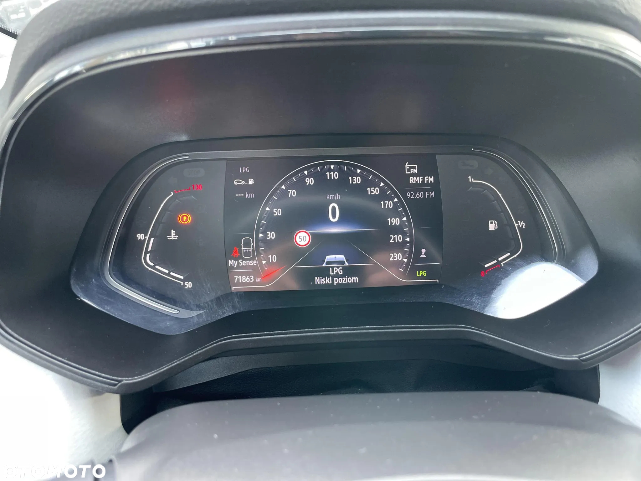 Renault Clio 1.0 TCe Techno - 14