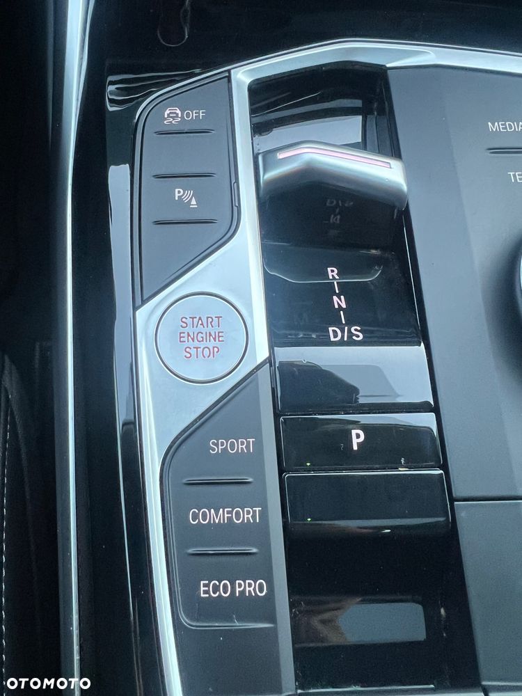 BMW Seria 3 320d xDrive Sport Line Shadow sport - 40