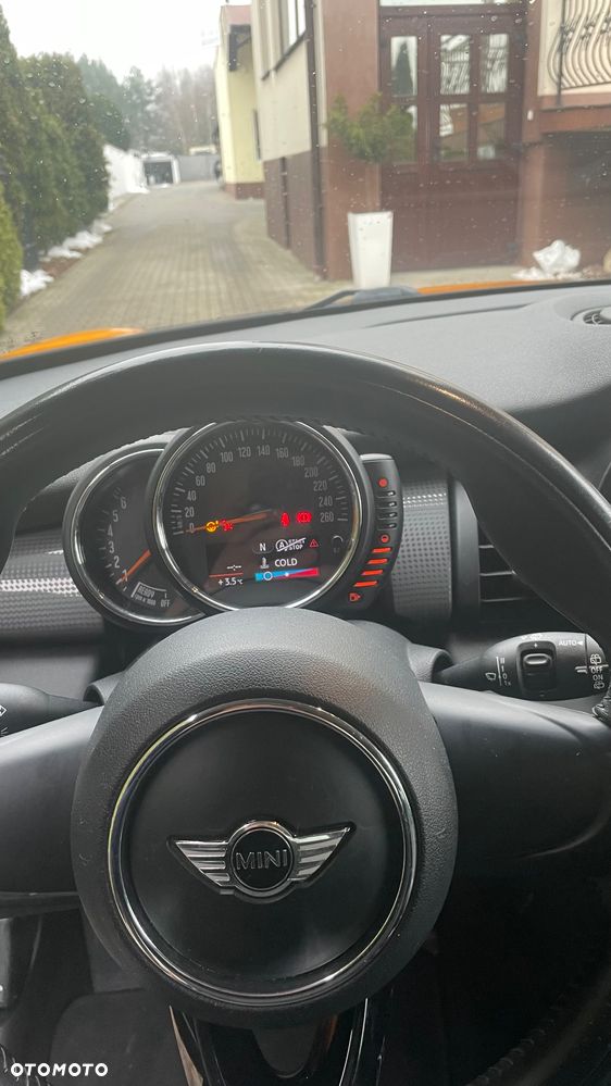 MINI ONE Standard - 13
