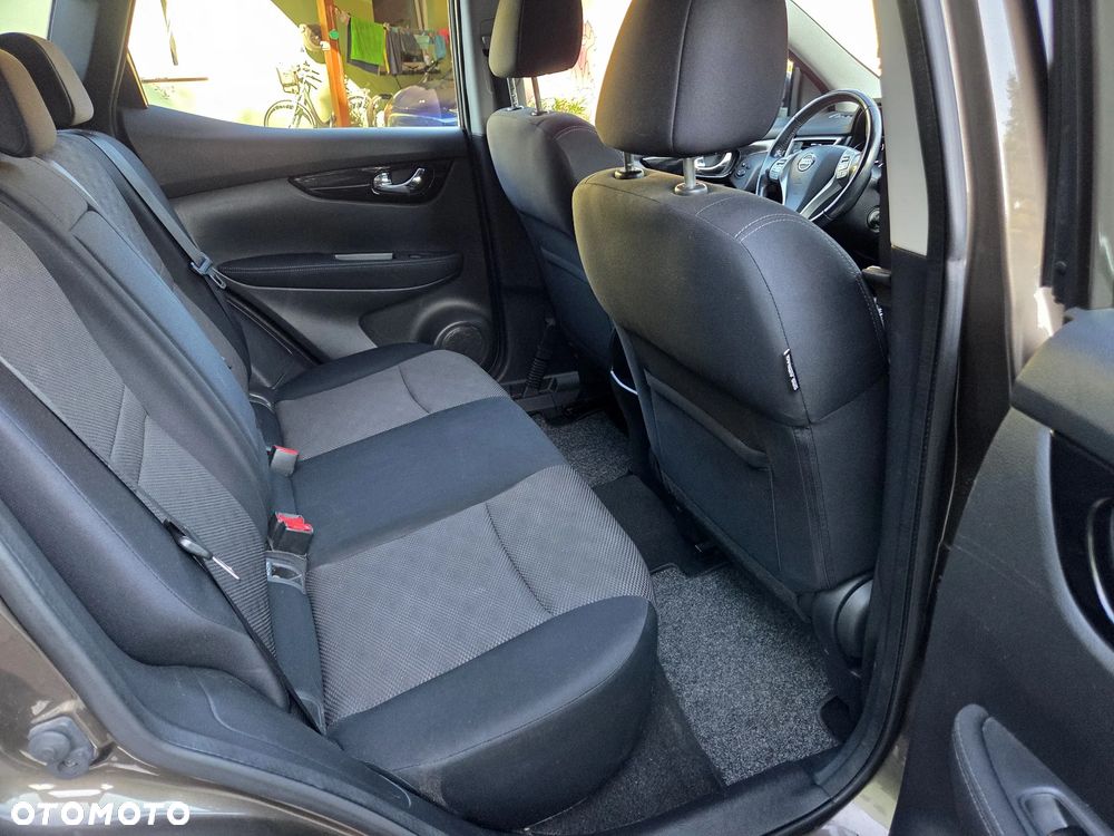 Nissan Qashqai 1.2 DIG-T Xtronic N-Connecta - 29