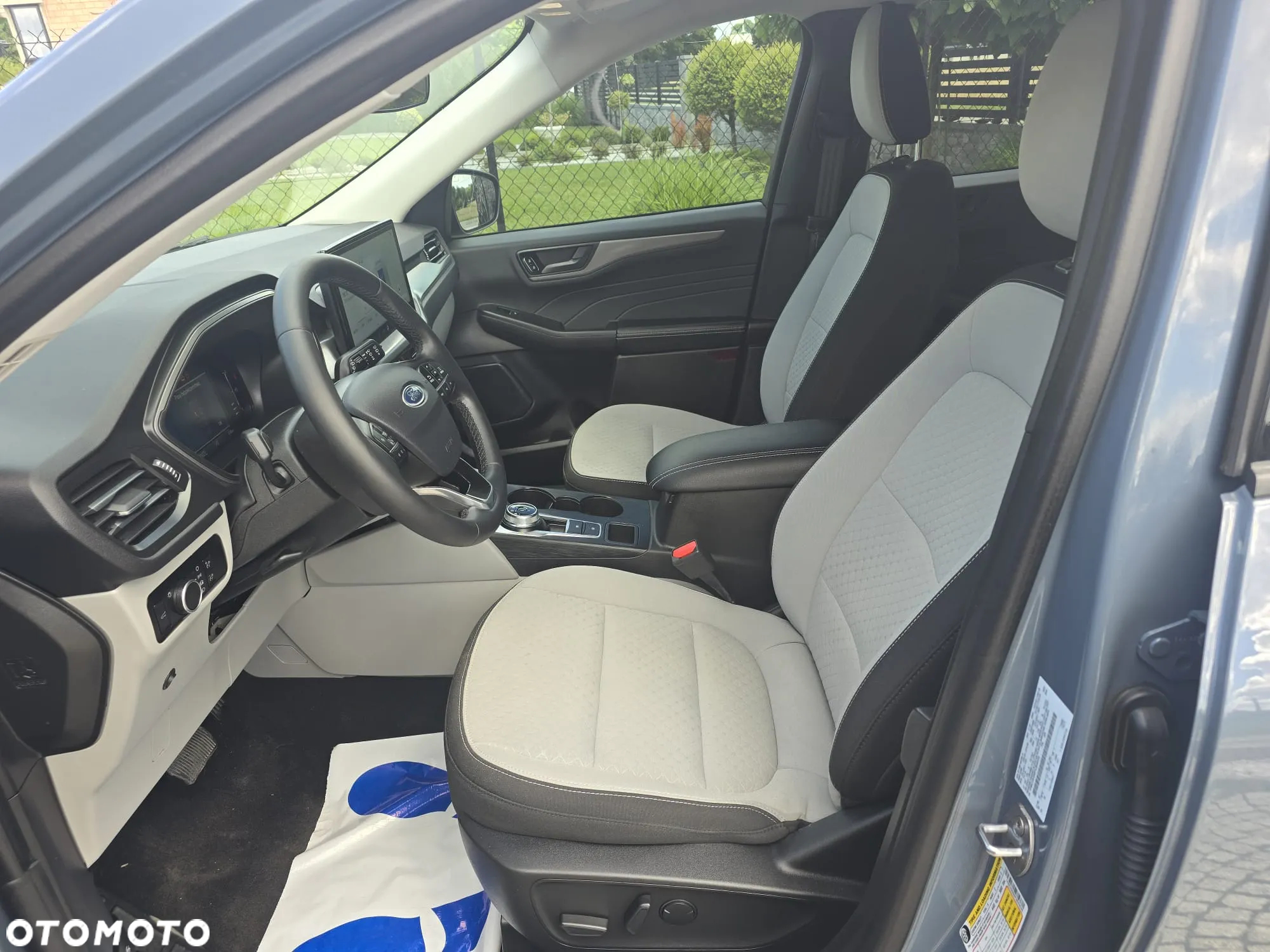Ford Kuga - 18