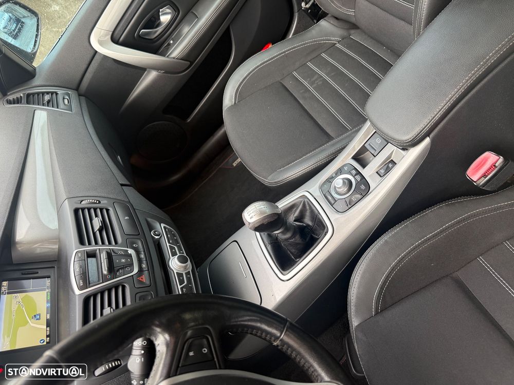 Renault Laguna Break ver-110-s - 11