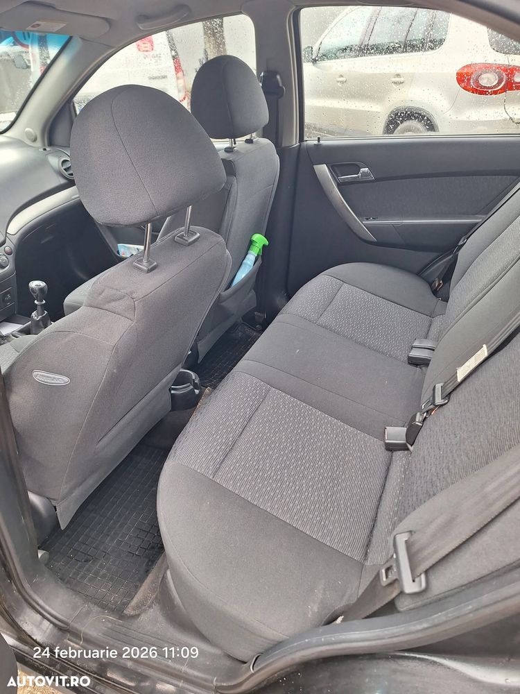 Chevrolet Aveo - 5