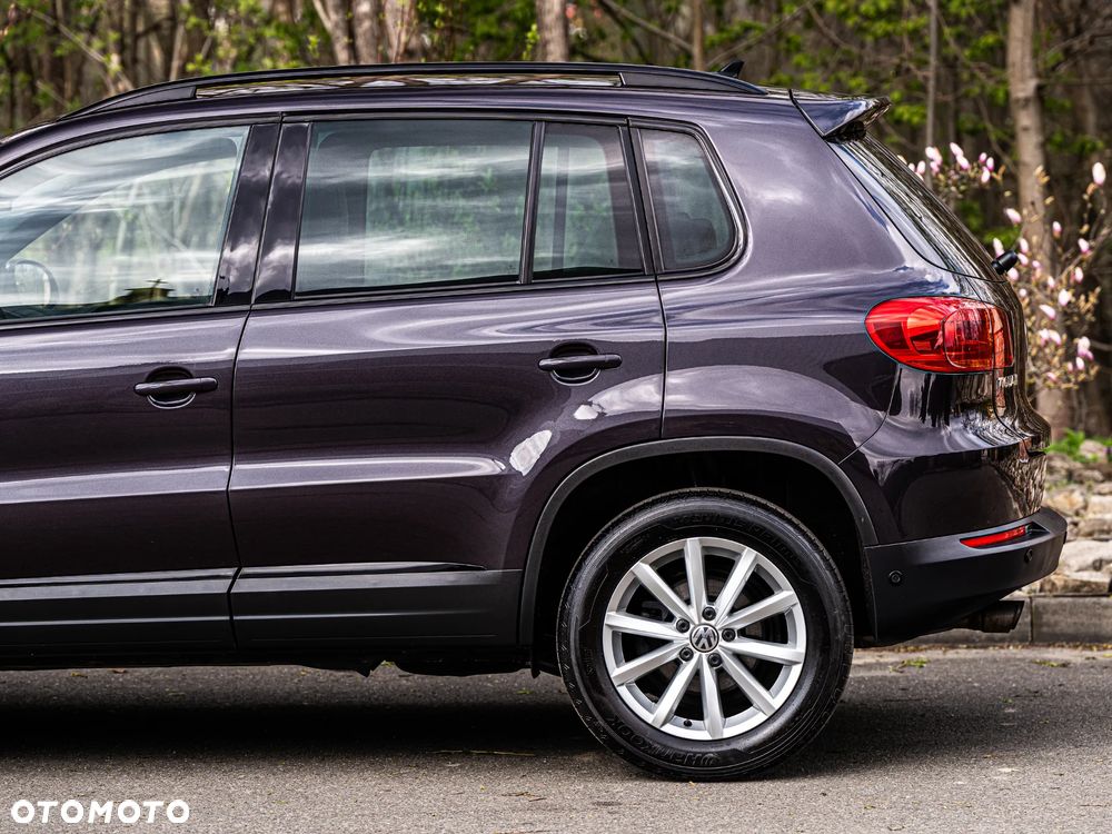 Volkswagen Tiguan 2.0 TDI SCR 4MOTION BlueMotion Technology Lounge Sport & Style - 8