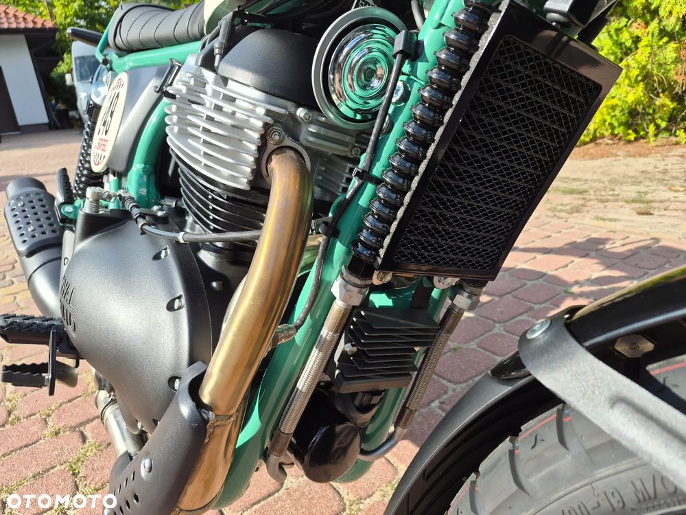 Royal Enfield Bear 650 - 11