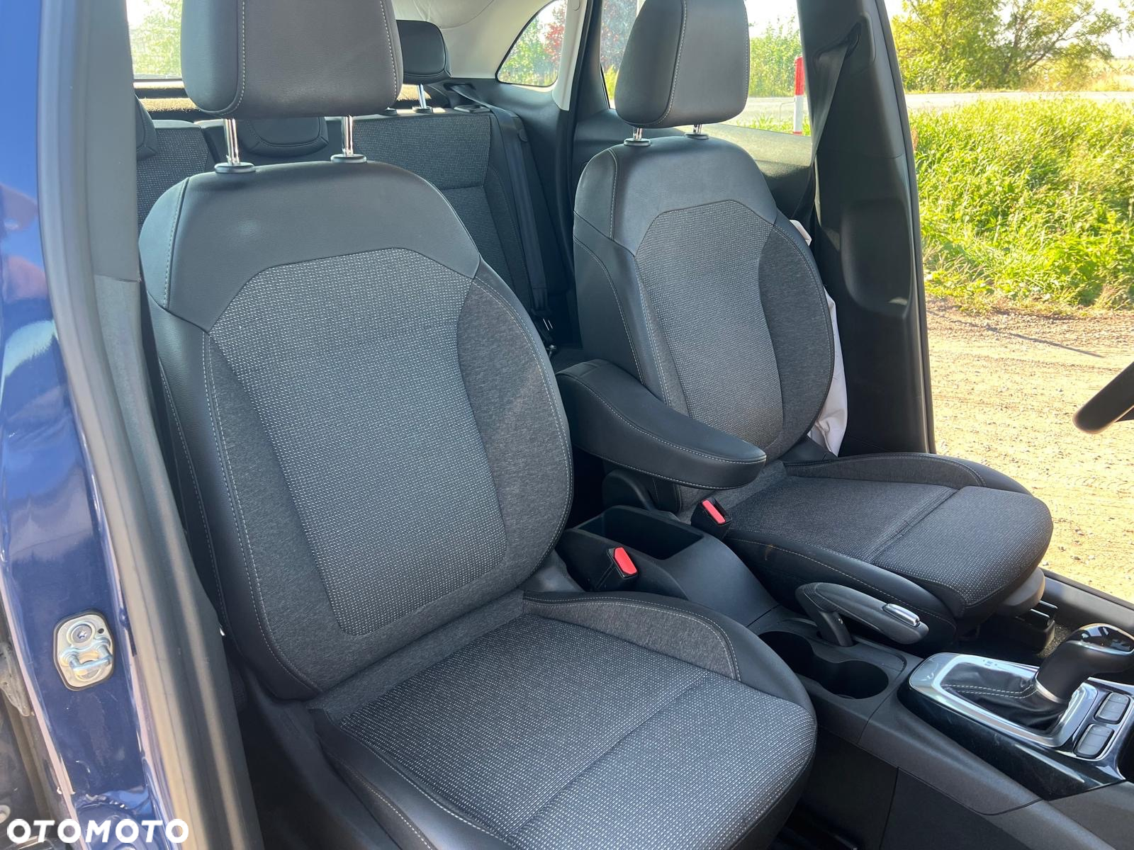 Opel Crossland 1.5 Diesel Automatik Business Edition - 12