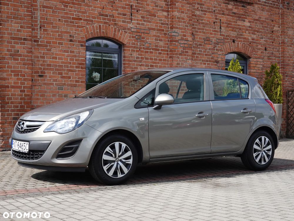 Opel Corsa 1.2 16V Edition / Active - 2
