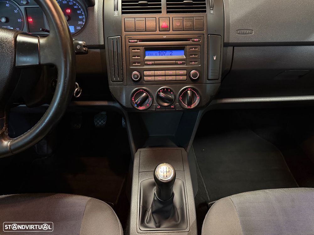 VW Polo 1.2 Live - 15