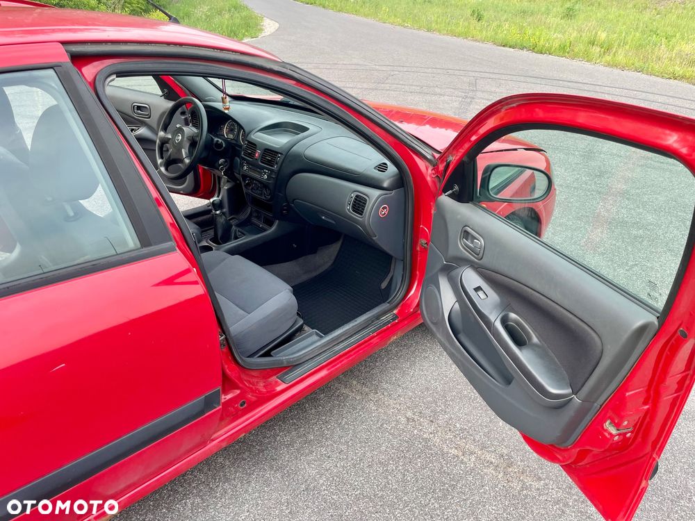 Nissan Almera 1.5 dCi Visia + - 12