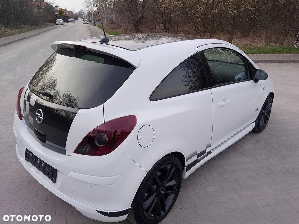 Opel Corsa 1.6 Turbo Color Race - 16