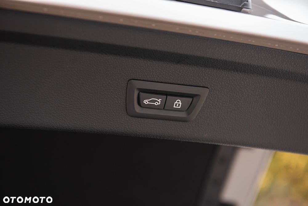 BMW 3GT 320d xDrive Sport Line - 32