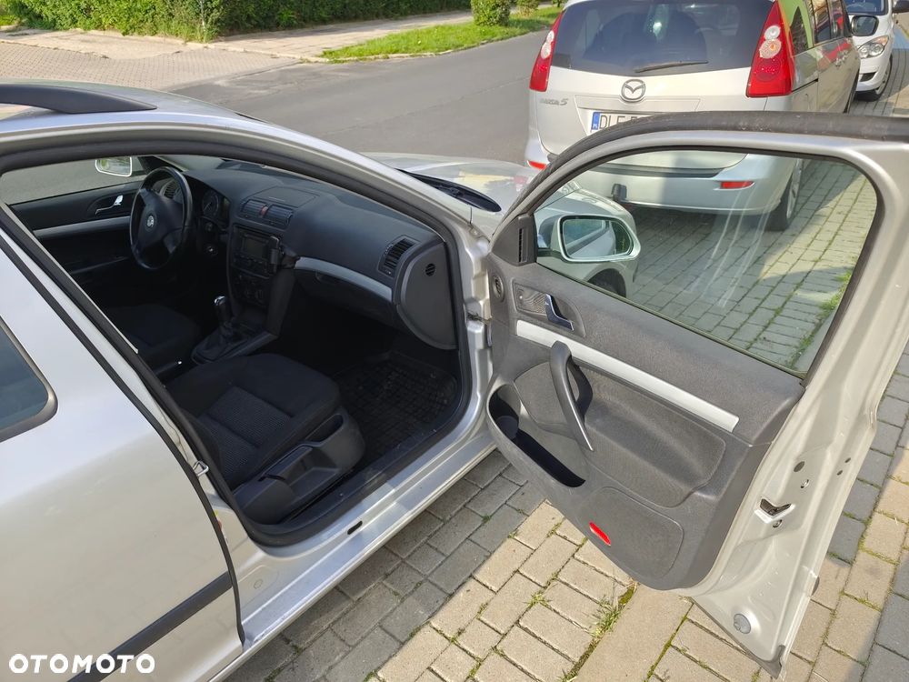 Skoda Octavia 1.9 TDI DPF Elegance - 8