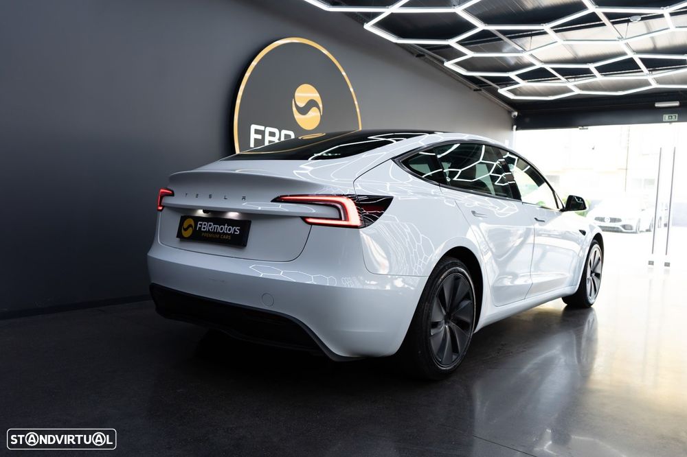 Tesla Model 3 Standard RWD Plus - 11