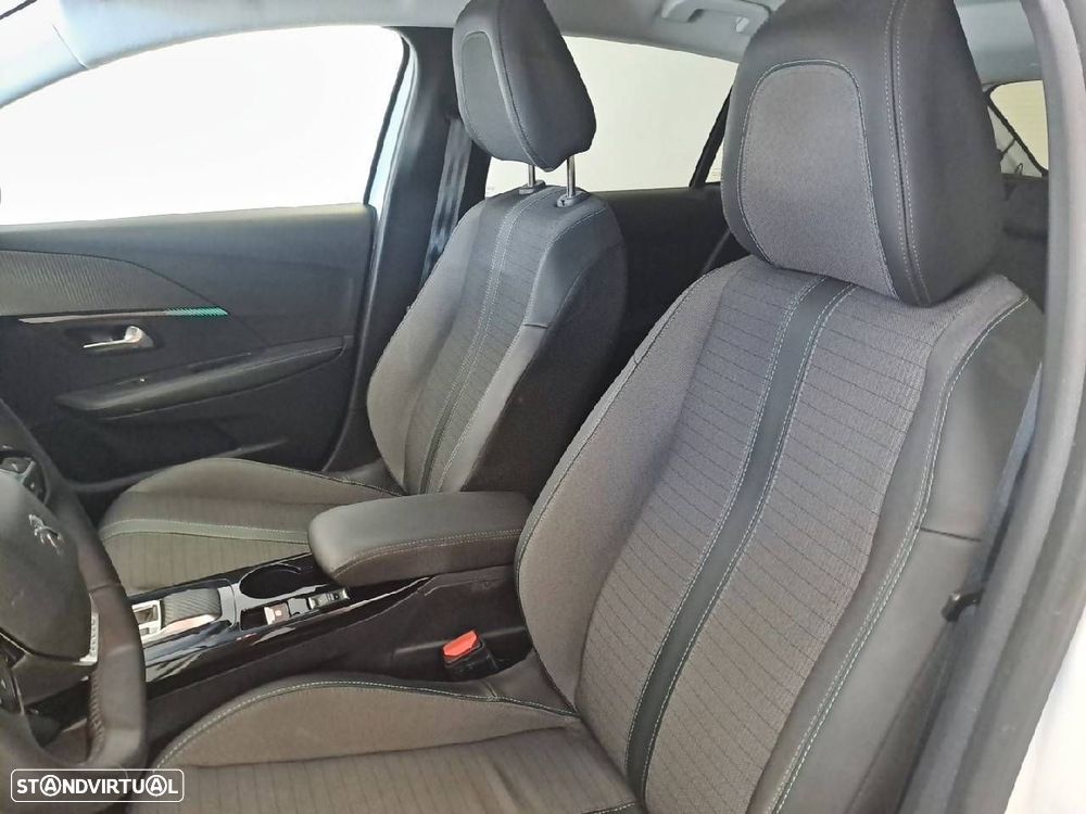 Peugeot 208 1.2 PureTech Allure Pack EAT8 - 9