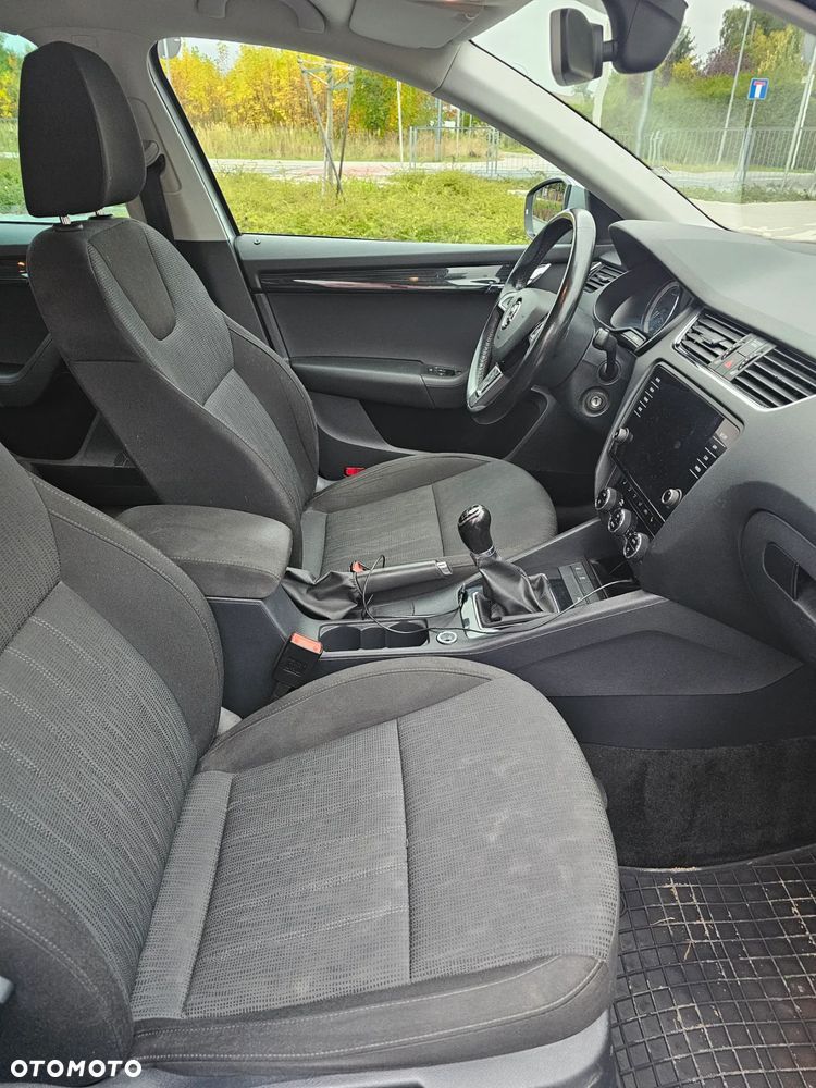 Skoda Octavia 1.5 TSI ACT Style - 15
