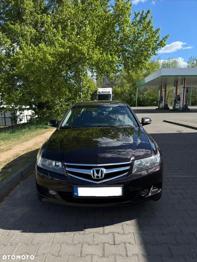 Honda Accord 2.0 Executive - 1