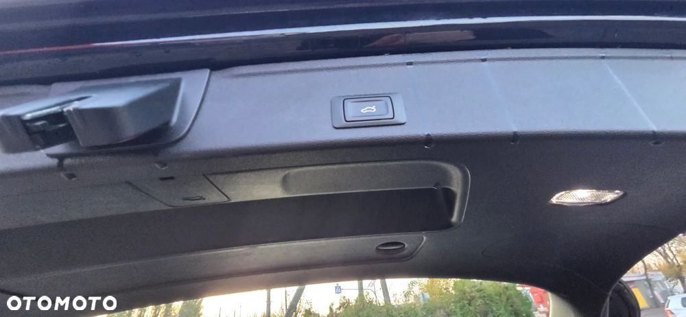 Audi A4 Avant 2.0 TDI - 32