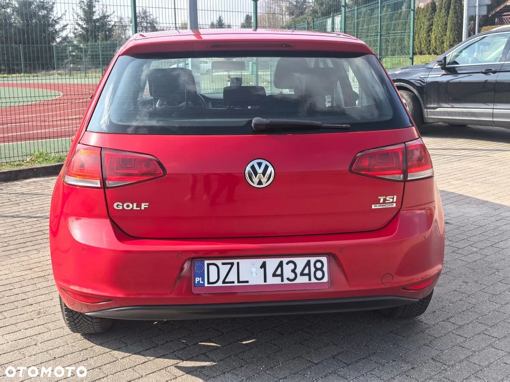 Volkswagen Golf - 5