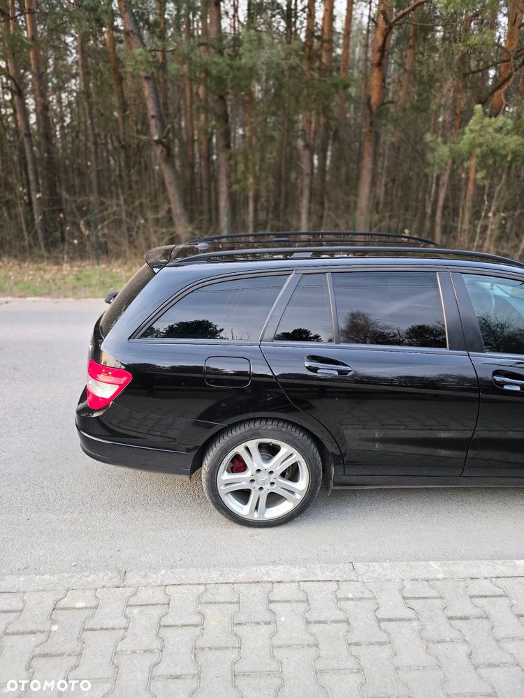 Mercedes-Benz Klasa C 200 CDI Elegance - 13