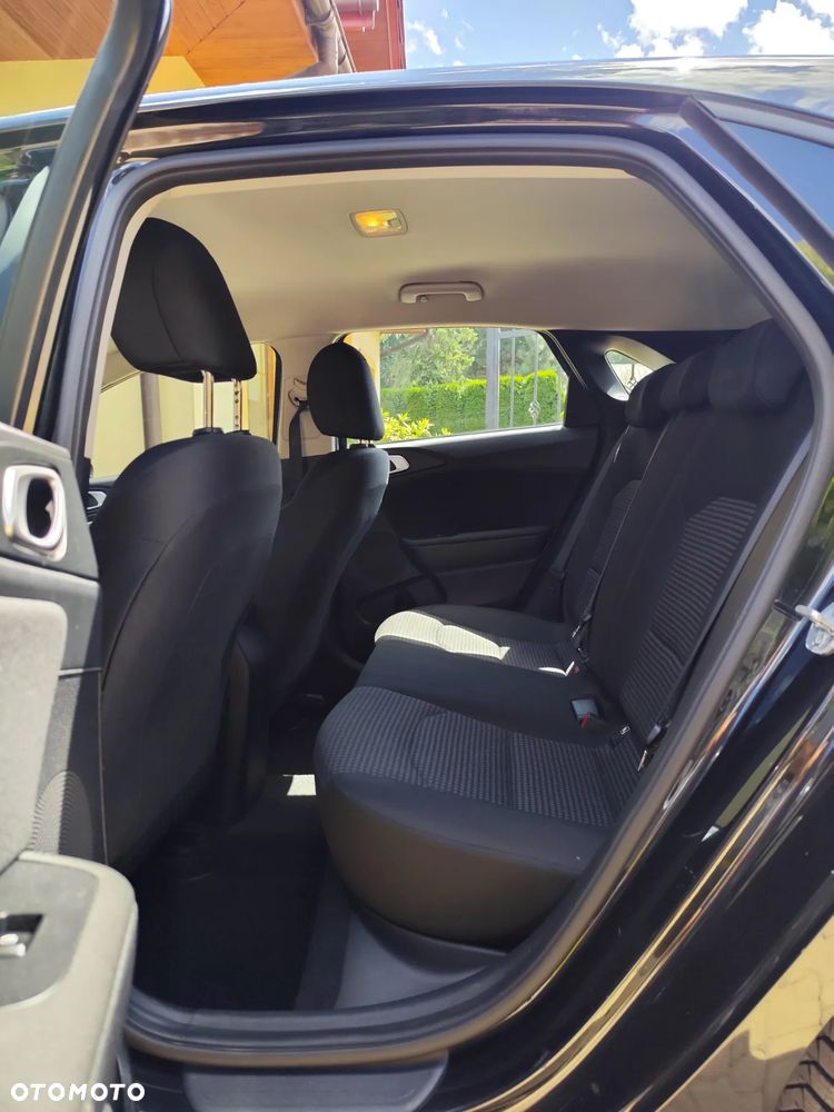 Kia Ceed 1.0 T-GDI S - 11