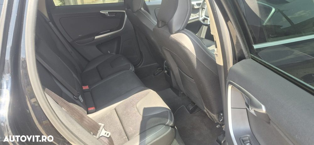 Volvo XC 60 - 13