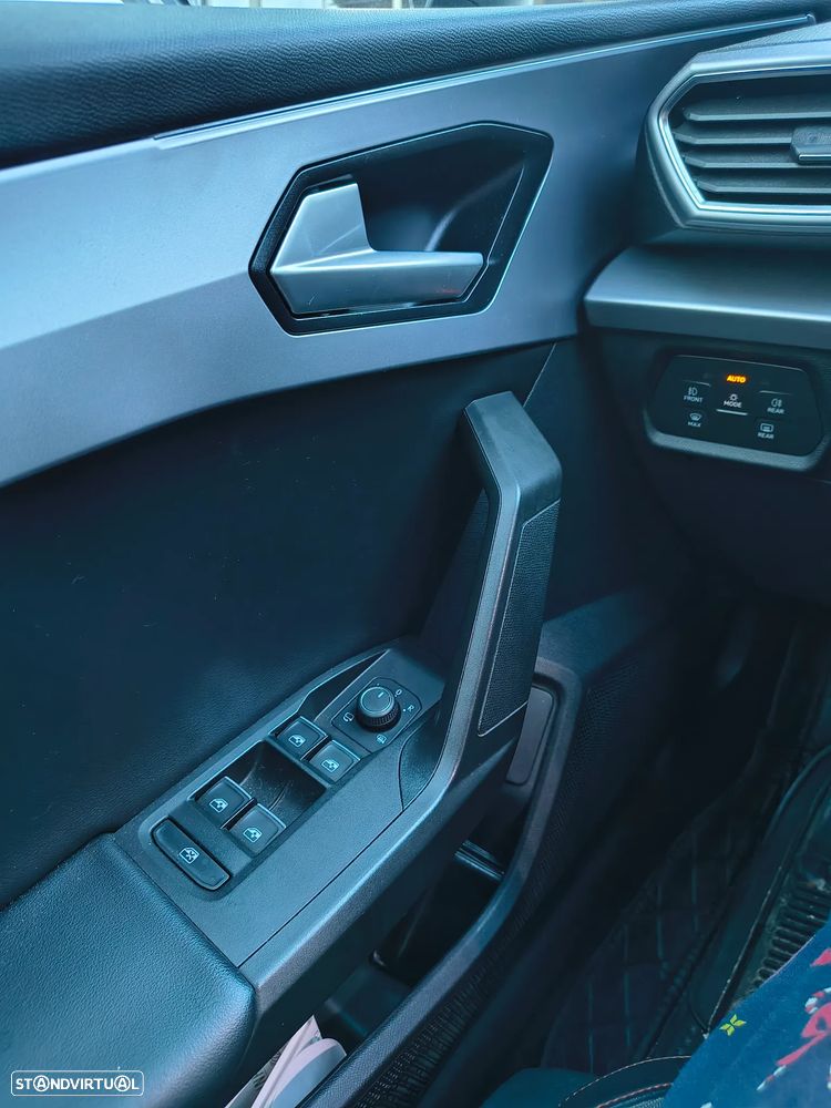 SEAT Leon ST 1.5 TSI e-Hybrid Style DSG Edição Fiscal - 4