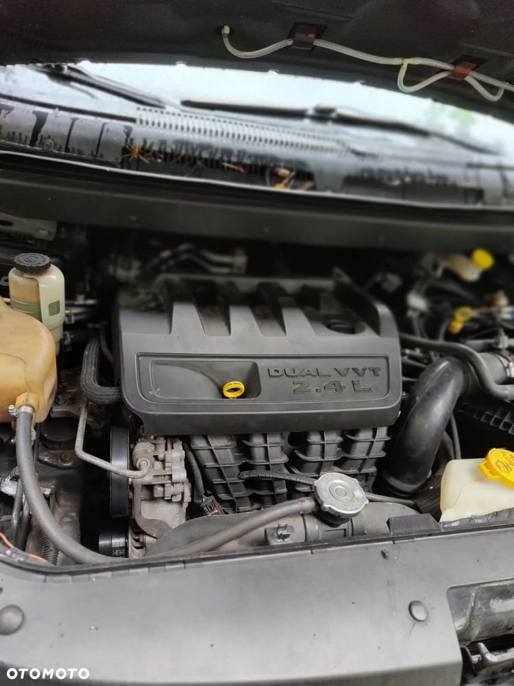 Dodge Journey ver-2-7-v6-r-t - 8