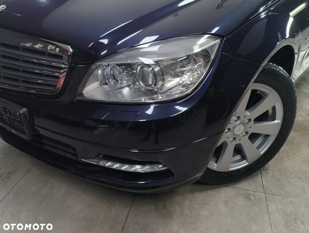 Mercedes-Benz Klasa C 200 CDI DPF BlueEFFICIENCY SPORT EDITION - 9
