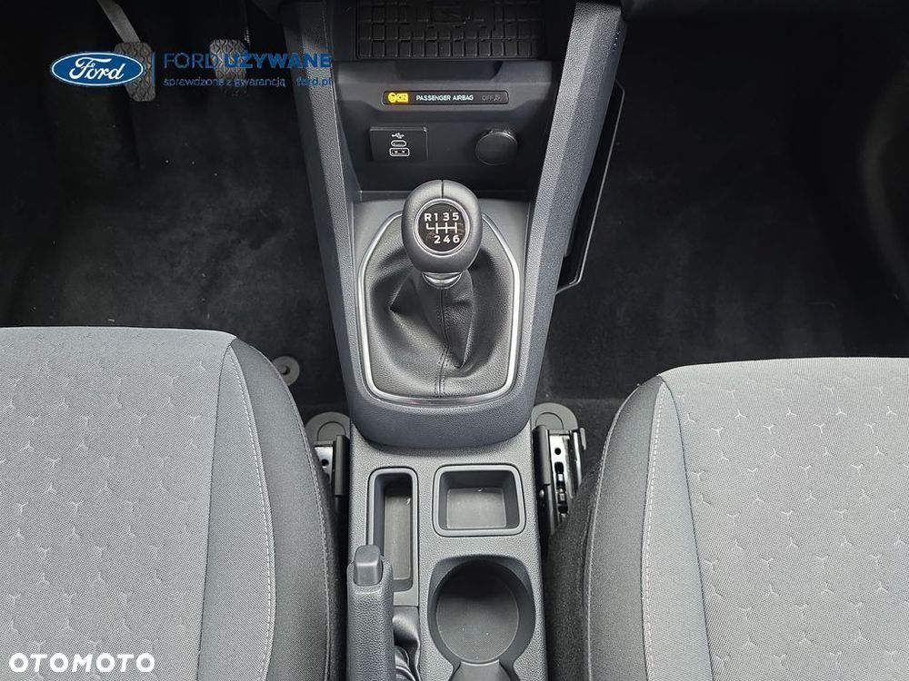 Ford Tourneo Courier - 21