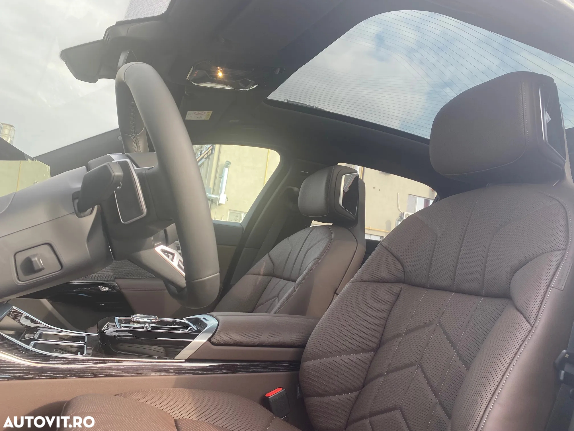 BMW i7 xDrive60 - 10