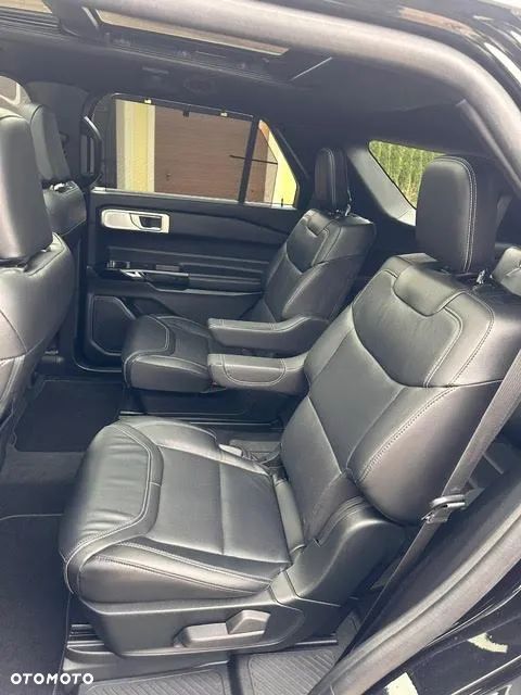 Ford Explorer ver-ecoboost-plug--in-hybrid-st--line - 19