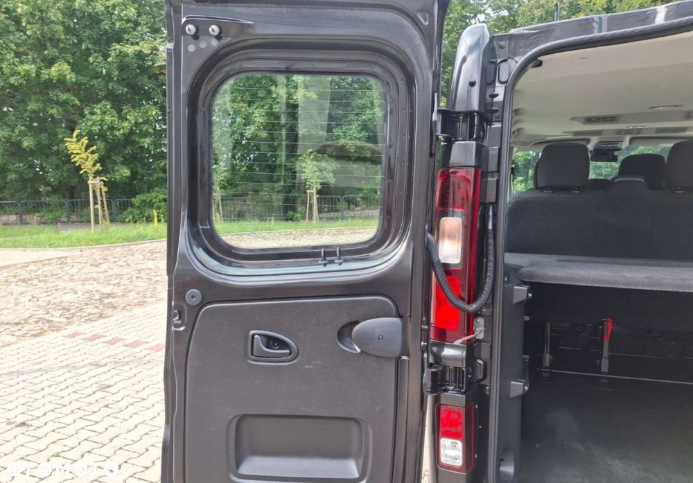 Renault Trafic - 31