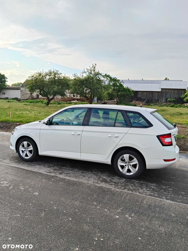 Skoda Fabia - 1