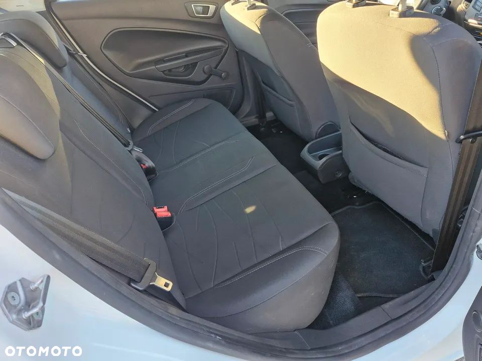 Ford Fiesta 1.25 Trend - 12