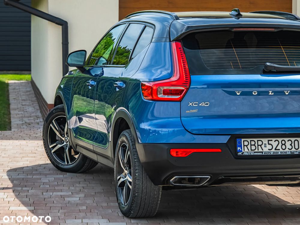 Volvo XC 40 D4 AWD R-Design - 15