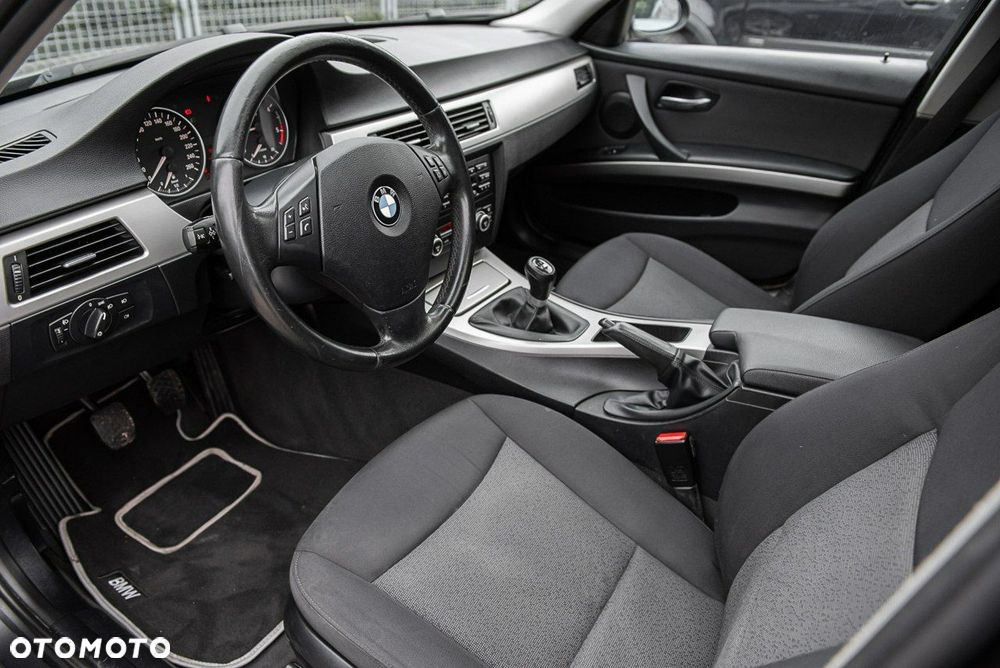 BMW Seria 3 - 6