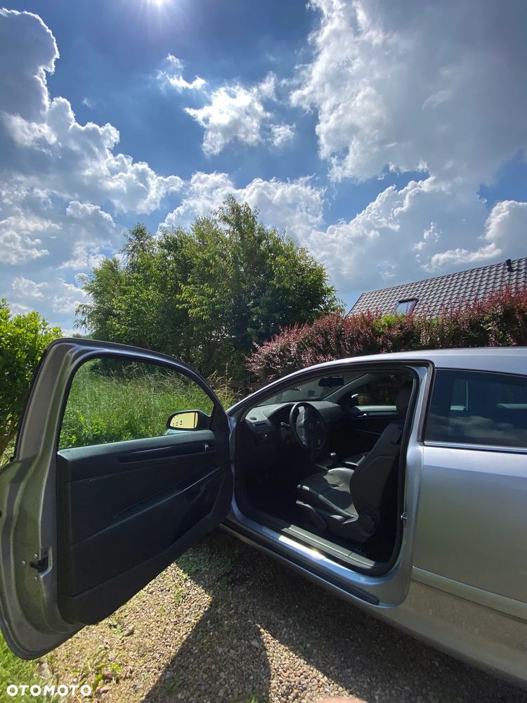 Opel Astra 1.9 CDTI DPF Cosmo - 6