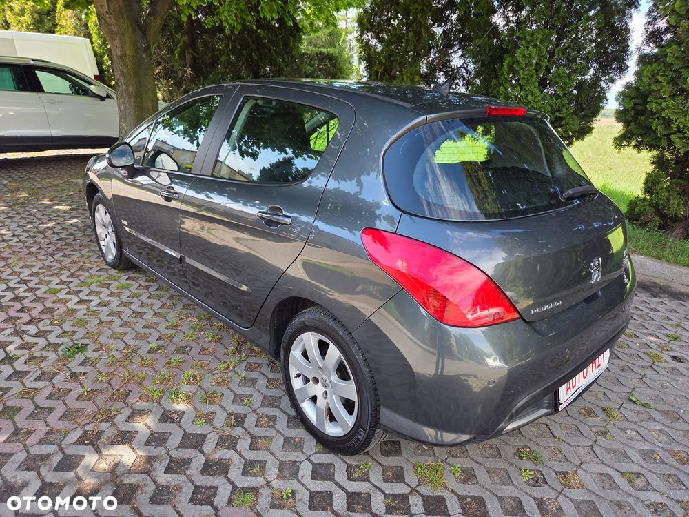 Peugeot 308 120 VTi Millesim 200 - 9