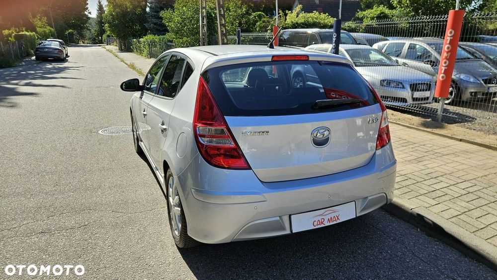 Hyundai i30 - 12
