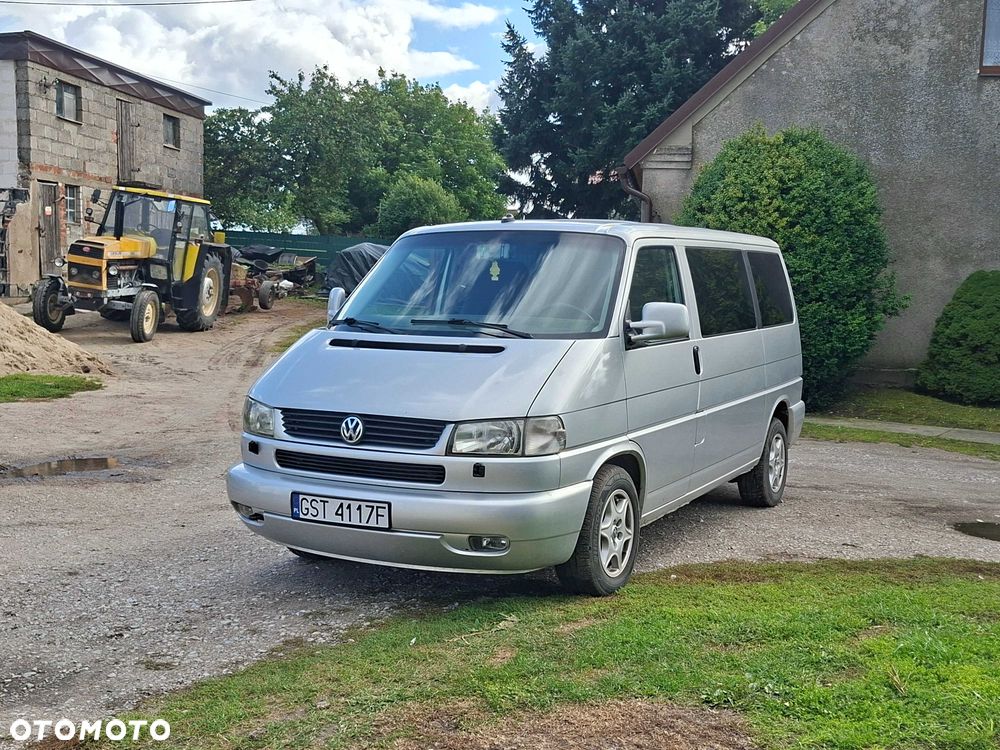 Volkswagen Caravelle - 6