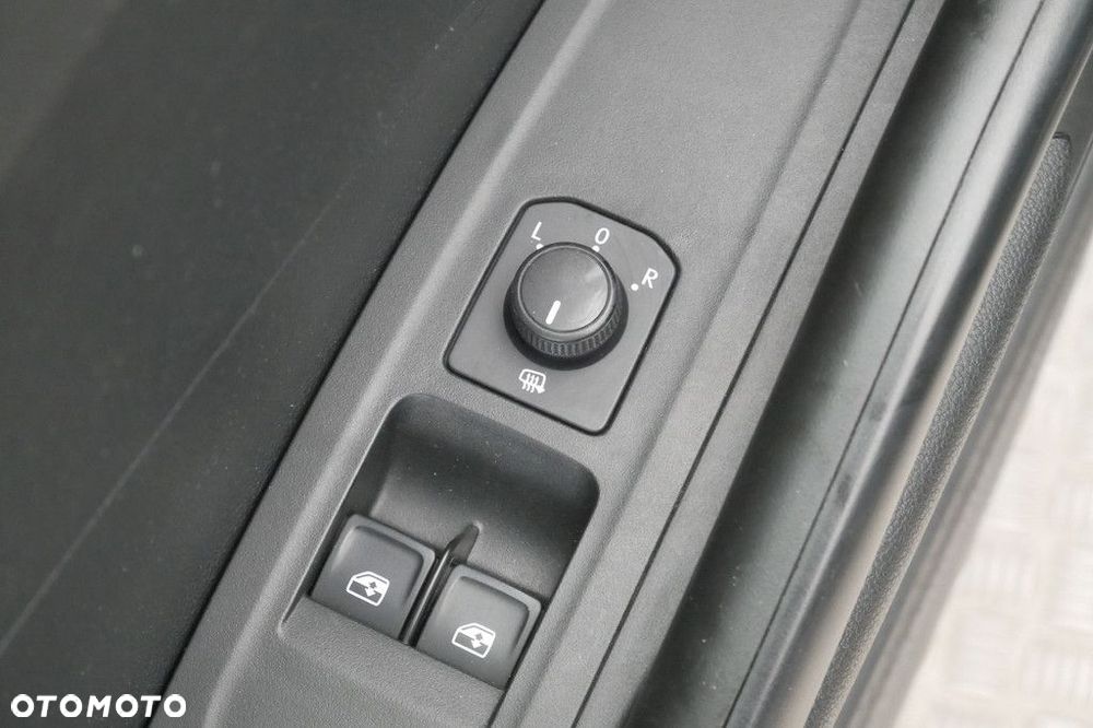 Skoda Fabia 1.0 Ambition - 23