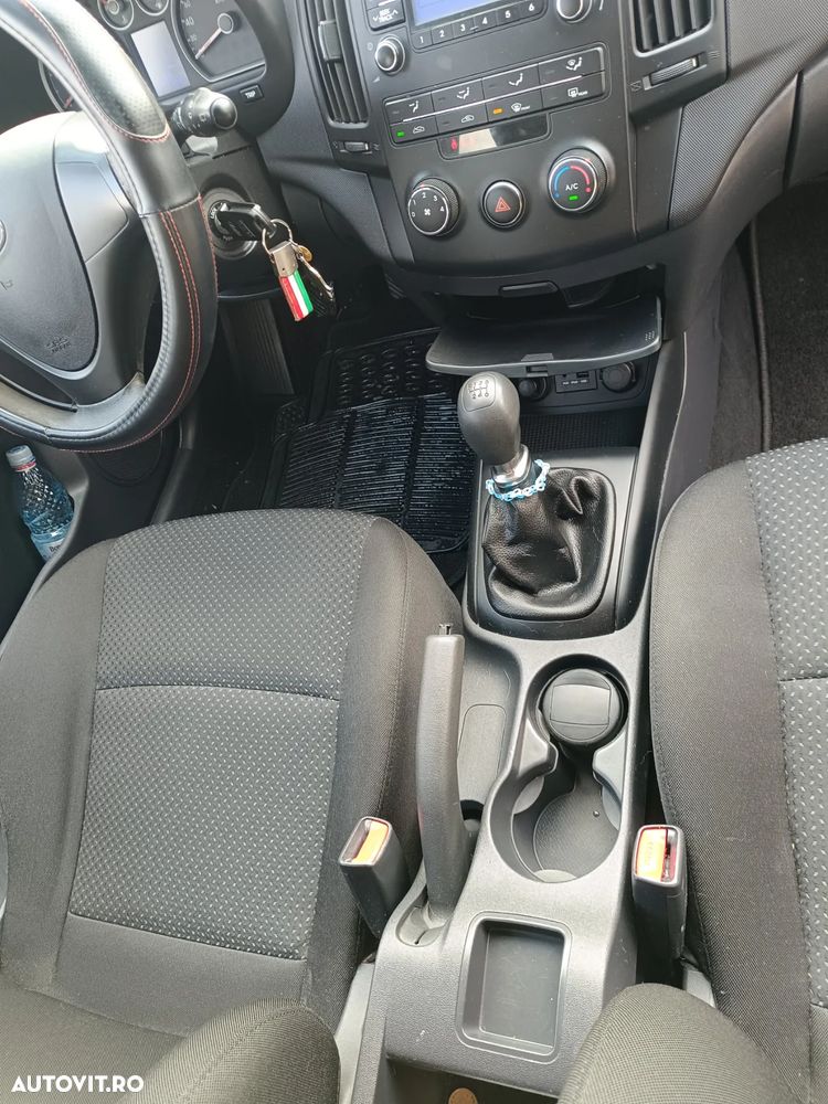 Hyundai i30 i30cw 1.6 CRDi Edition 20 - 7