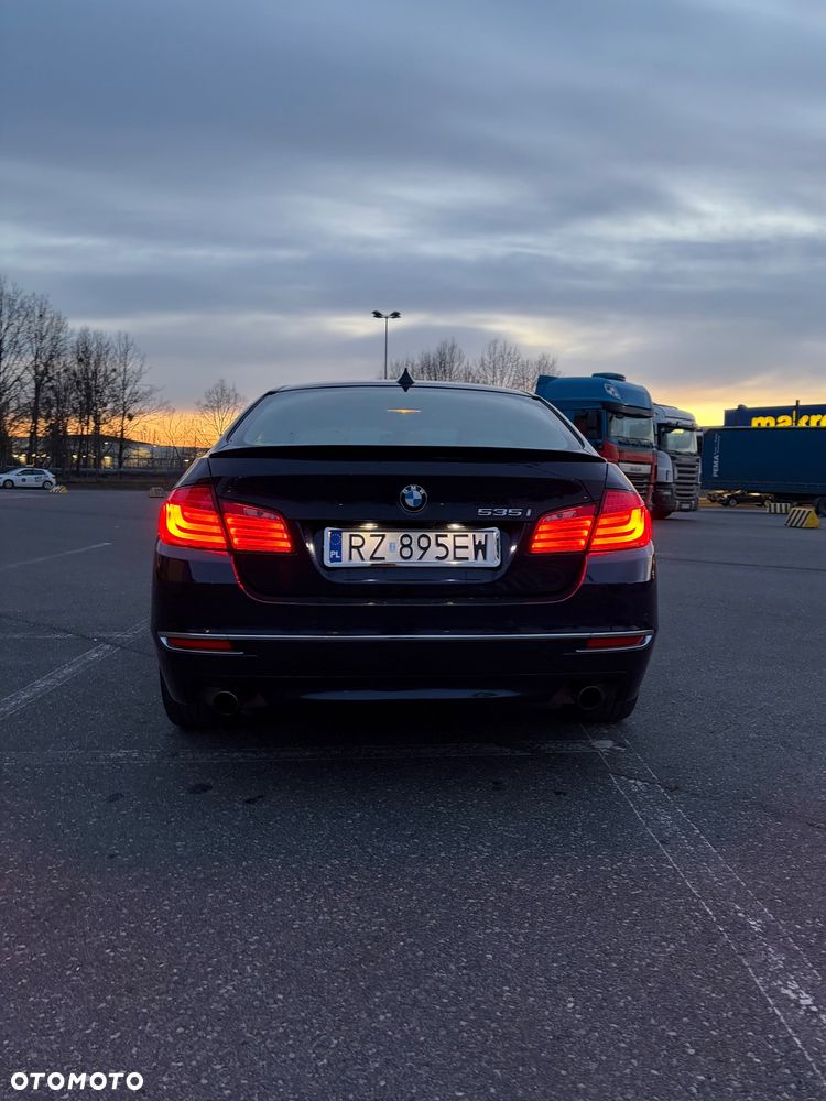 BMW Seria 5 535i Luxury Line - 6